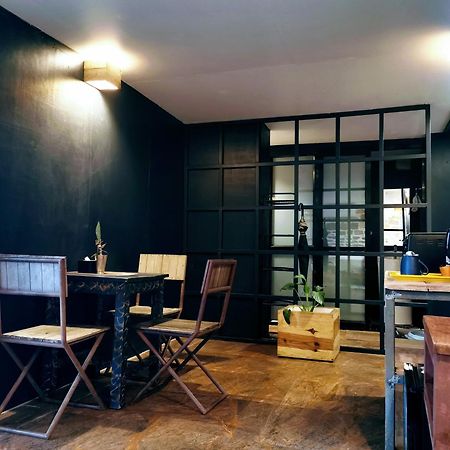 Gusto Accommodation Pokhara Extérieur photo
